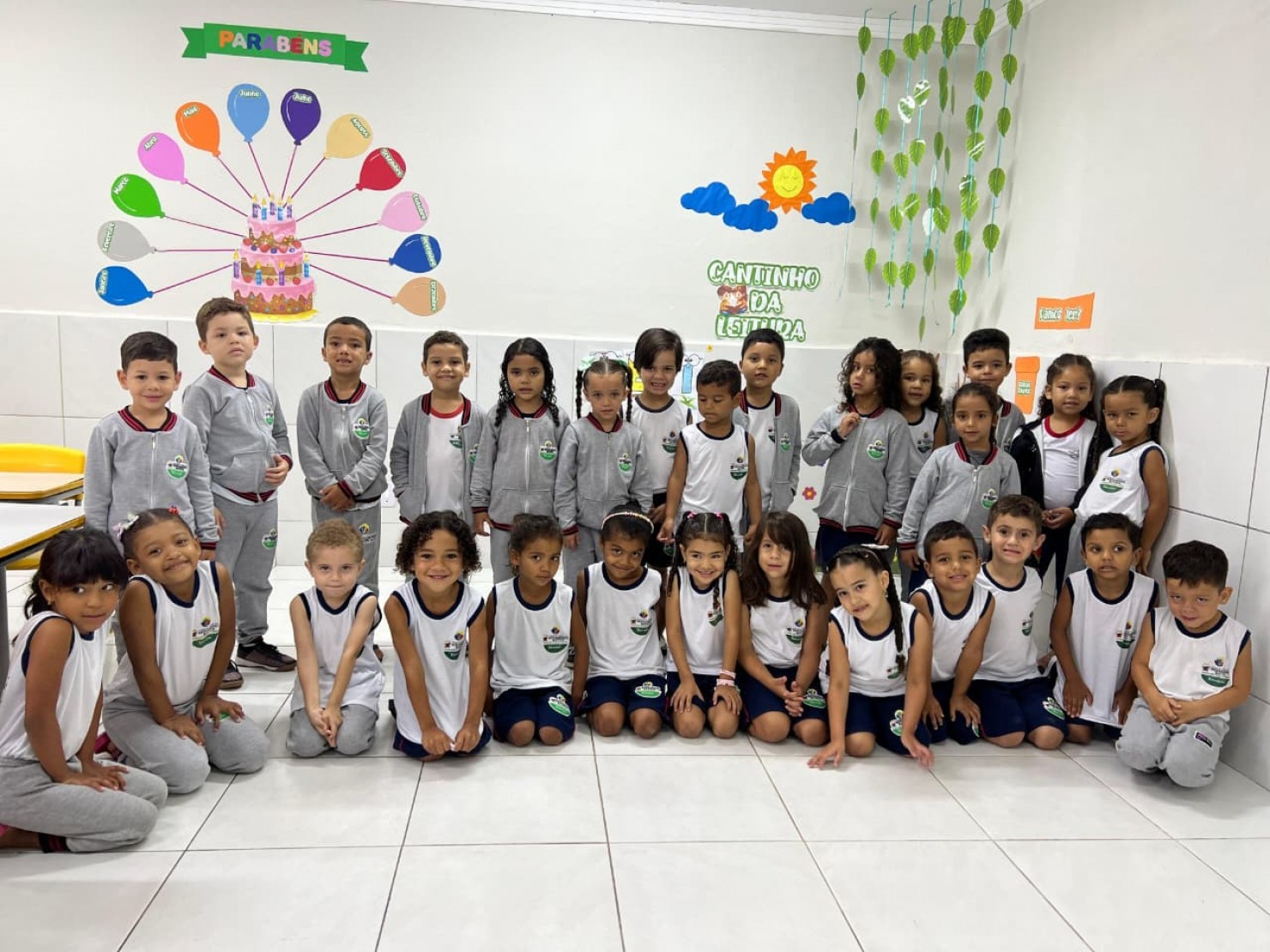 Prefeitura entrega kit escolar e fardamento para alunos da rede municipal em Bernardino Batista 69b463917d22d82guu larg - Prefeitura entrega kit escolar e fardamento para alunos da rede municipal em Bernardino Batista